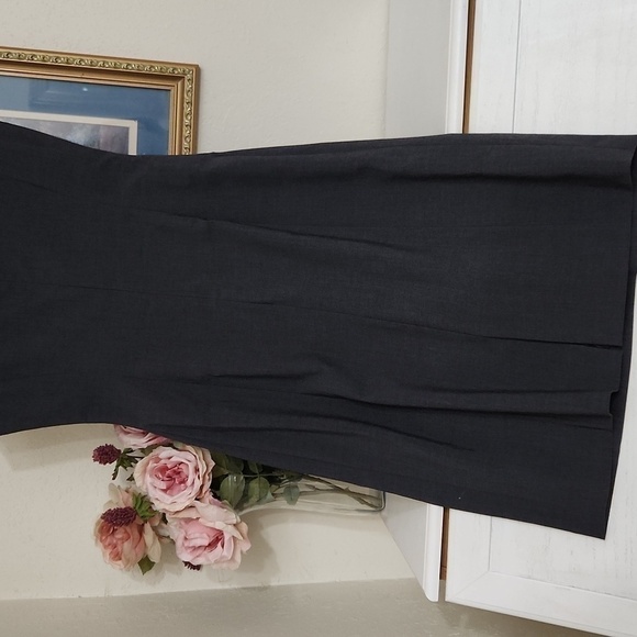 Tahari Career Formal grey dress Sheath defined waist Essentials 4 Office Career - Picture 10 of 10